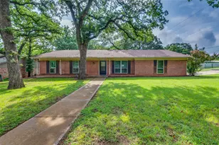5500 Woodland Hills Dr, Denton, TX 76208 - Photo 1