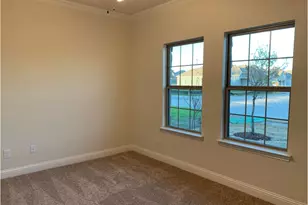 7806 Cottonwood Dr, Greenville, TX 75402 - Photo 10
