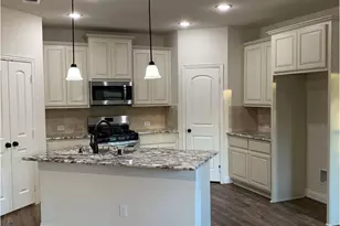 7806 Cottonwood Dr, Greenville, TX 75402 - Photo 4
