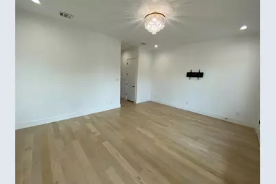 805 S Glasgow, Dallas, TX 75223 - Photo 12
