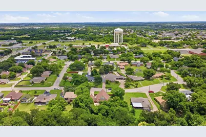 205 Roaring Springs Drive, DeSoto, TX 75115 - Photo 24