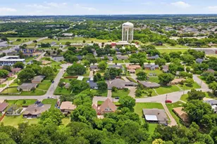 205 Roaring Springs Dr, DeSoto, TX 75115 - Photo 24
