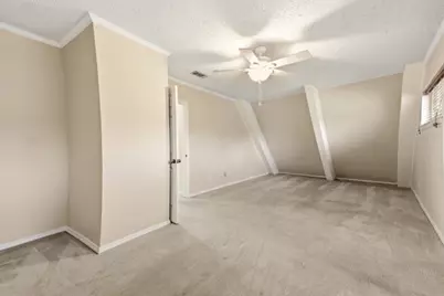 205 Roaring Springs Drive, DeSoto, TX 75115 - Photo 10