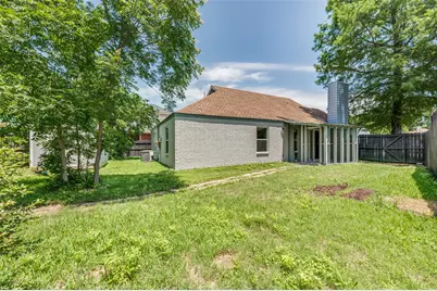 1221 Hilburn Court, Irving, TX 75060 - Photo 24