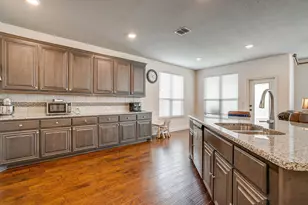 4145 Sweet Clover Ln, Fort Worth, TX 76036 - Photo 4