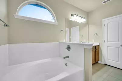 3721 Cecelia Lane, Forest Hill, TX 76140 - Photo 16