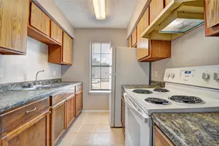 1912 Bernice St, Haltom City, TX 76117 - Photo 6
