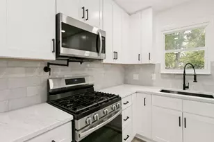 429 Harmon Rd, Hurst, TX 76053 - Photo 6