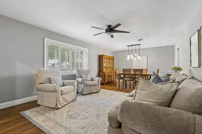 9815 Windledge Drive, Dallas, TX 75238 - Photo 8