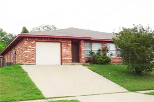 4338 Forest Point Dr, Garland, TX 75043 - Photo 2