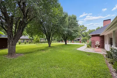 400 Timberlake Drive, Azle, TX 76020 - Photo 32