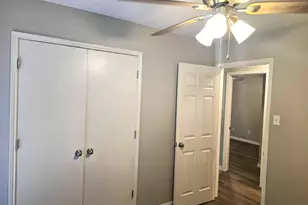 1007 Mitchell Ln, Burleson, TX 76028 - Photo 12