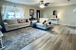 307 E 5th St, Kaufman, TX 75142 - Photo 4