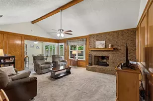 2206 Sexton Dr, Arlington, TX 76015 - Photo 4