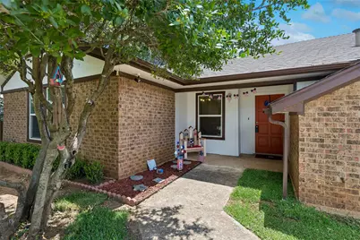 2206 Sexton Drive, Arlington, TX 76015 - Photo 2