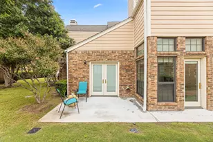 201 Cimarron Trail, Irving, TX 75063 - Photo 24