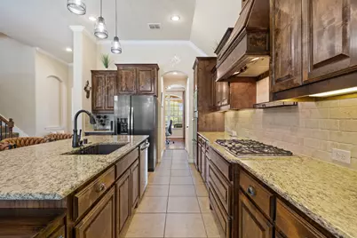 9902 Clubhouse Circle, Rowlett, TX 75089 - Photo 14
