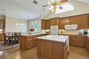 6404 Creekside Dr, Greenville, TX 75402 - Photo 10