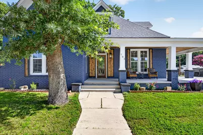 702 W Spring Street, Weatherford, TX 76086 - Photo 2