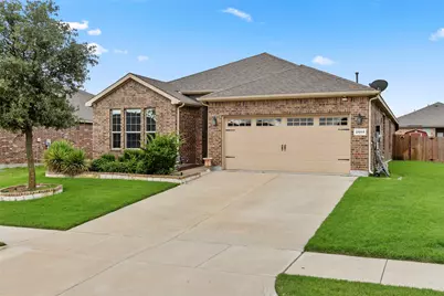 2615 Sunburst Drive, Glenn Heights, TX 75154 - Photo 2