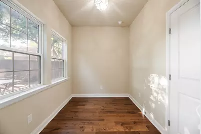 807 Hollywood Avenue, Dallas, TX 75208 - Photo 20