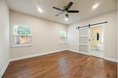 807 Hollywood Avenue, Dallas, TX 75208 - Photo 18
