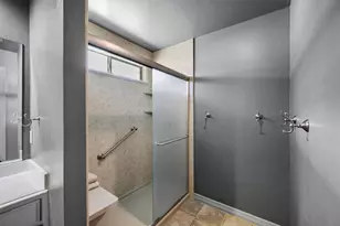 3301 Sycamore Dr, Flower Mound, TX 75028 - Photo 18