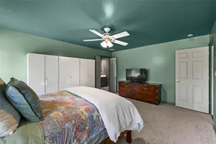 3301 Sycamore Dr, Flower Mound, TX 75028 - Photo 16