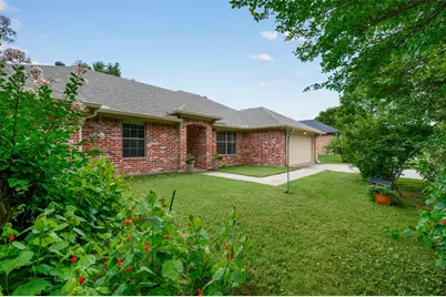 3301 Sycamore Drive, Flower Mound, TX 75028 - Photo 2