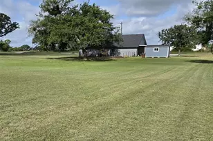 195 Brown Ln, Poolville, TX 76487 - Photo 6