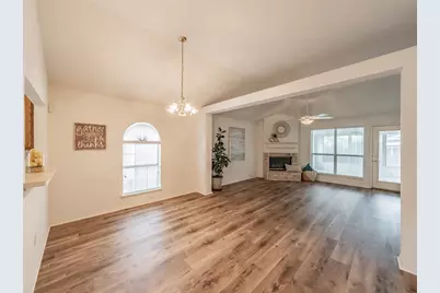 5814 Rock Meadow Trail, Arlington, TX 76017 - Photo 10