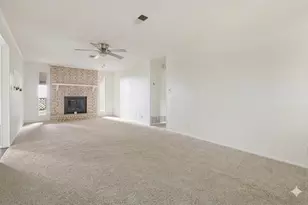 324 Cole Rd, Red Oak, TX 75154 - Photo 2