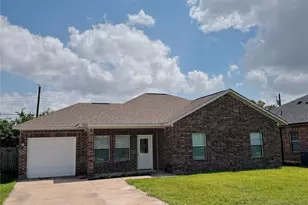 4709 Henry St, Greenville, TX 75401 - Photo 1