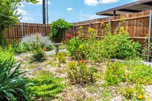 110 E Amberway Ln, Garland, TX 75040 - Photo 24