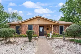 6244 Skylark Ln, Watauga, TX 76148 - Photo 1