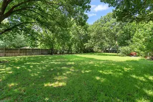 1311 S Clements St, Gainesville, TX 76240 - Photo 1