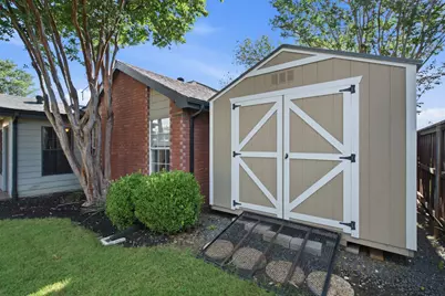 2074 Briarcliff Road, Lewisville, TX 75067 - Photo 36