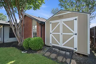 2074 Briarcliff Rd, Lewisville, TX 75067 - Photo 36