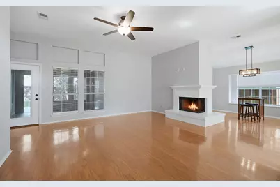 2074 Briarcliff Road, Lewisville, TX 75067 - Photo 10