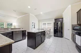 11800 Hamptonbrook Dr, McKinney, TX 75071 - Photo 6