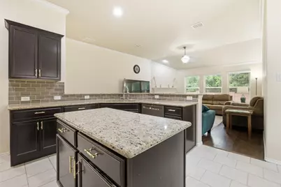 11800 Hamptonbrook Drive, McKinney, TX 75071 - Photo 8