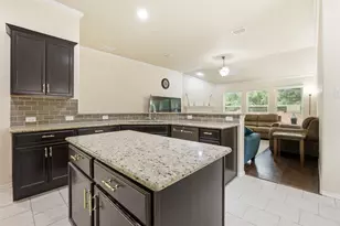 11800 Hamptonbrook Dr, McKinney, TX 75071 - Photo 8