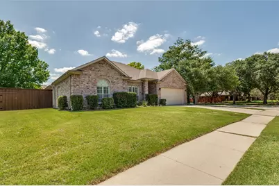 10113 Carano Court, Irving, TX 75063 - Photo 2