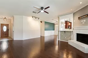 10113 Carano Ct, Irving, TX 75063 - Photo 8