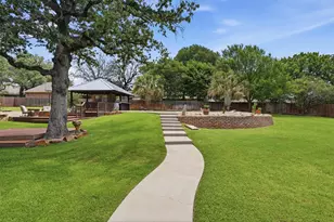3236 Golden Oaks Cir, Granbury, TX 76049 - Photo 28