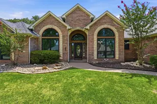 3236 Golden Oaks Cir, Granbury, TX 76049 - Photo 4