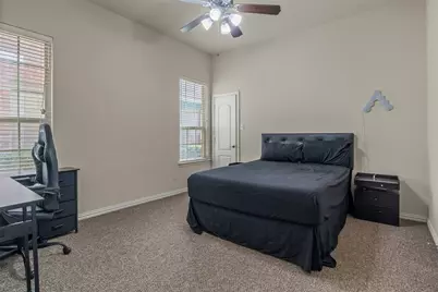 8712 Iron Horse Drive, Irving, TX 75063 - Photo 10