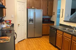 220 Maplecrest Dr, DeSoto, TX 75115 - Photo 6