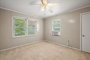 706 S Santa Fe St, Wolfe City, TX 75496 - Photo 18