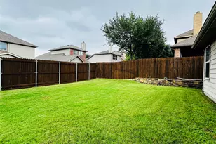 3916 Jeanette Ln, McKinney, TX 75071 - Photo 12